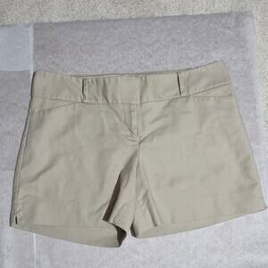 The Limited Women's Size 10 Beige Flat Front Shorts Summer Preppy Khaki
